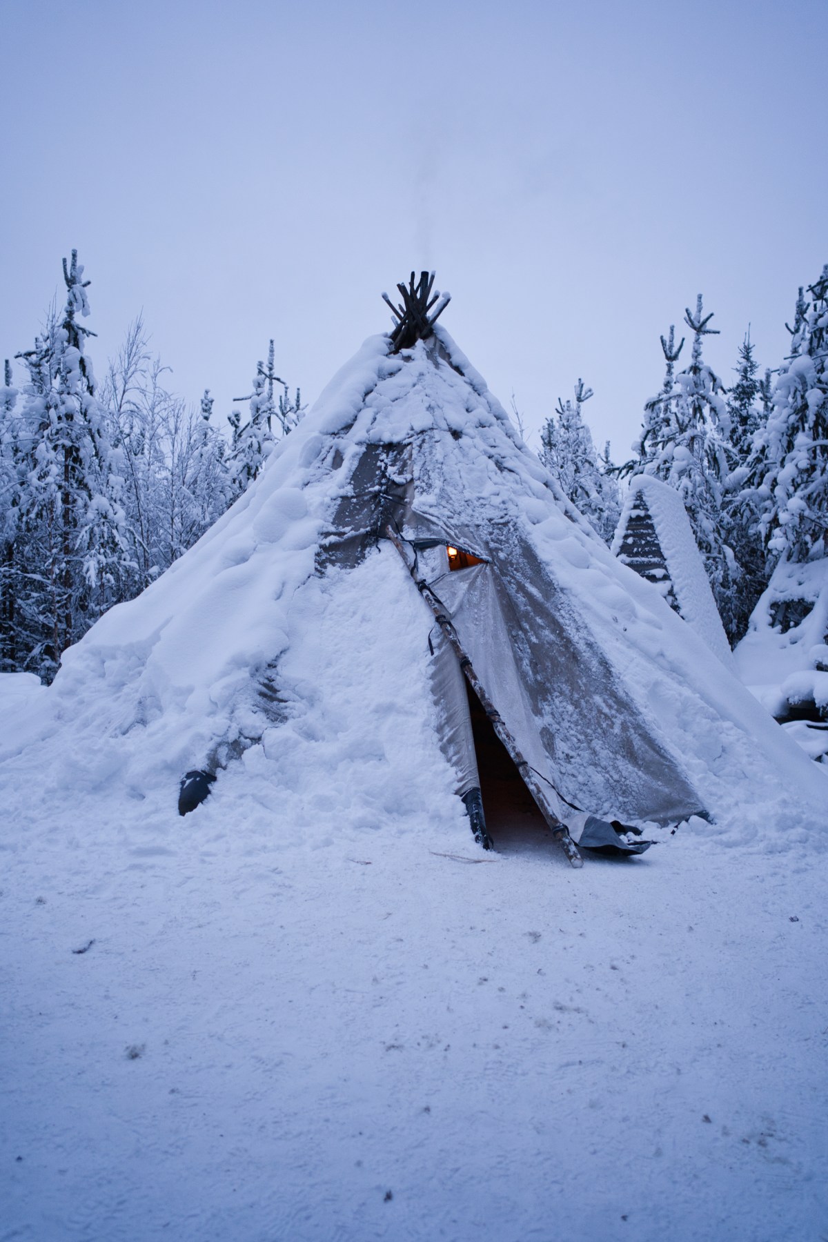 Отвъд Северния полярен&nbsp;кръг